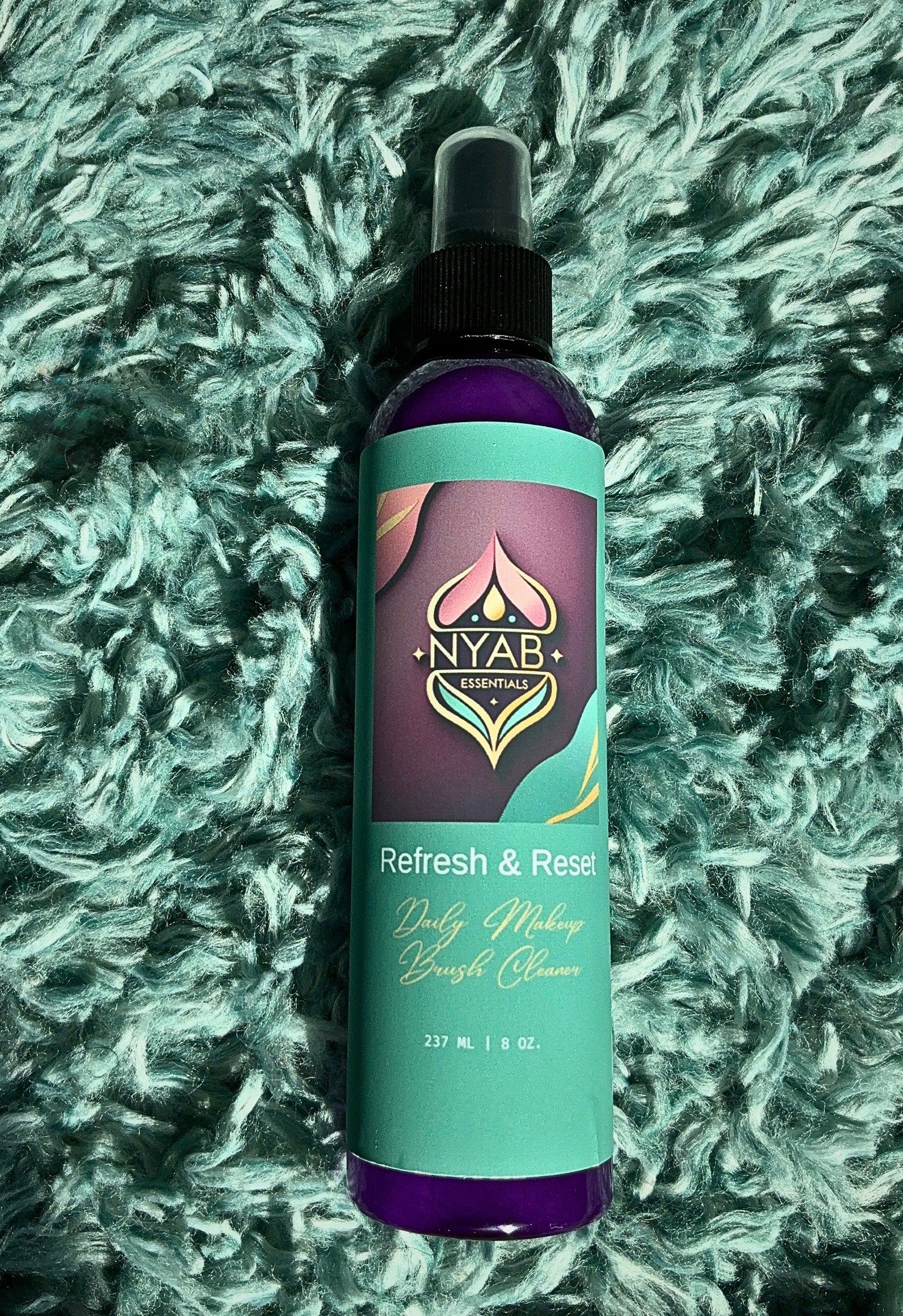 Refresh & Reset Daily Makeup Brush Cleaner