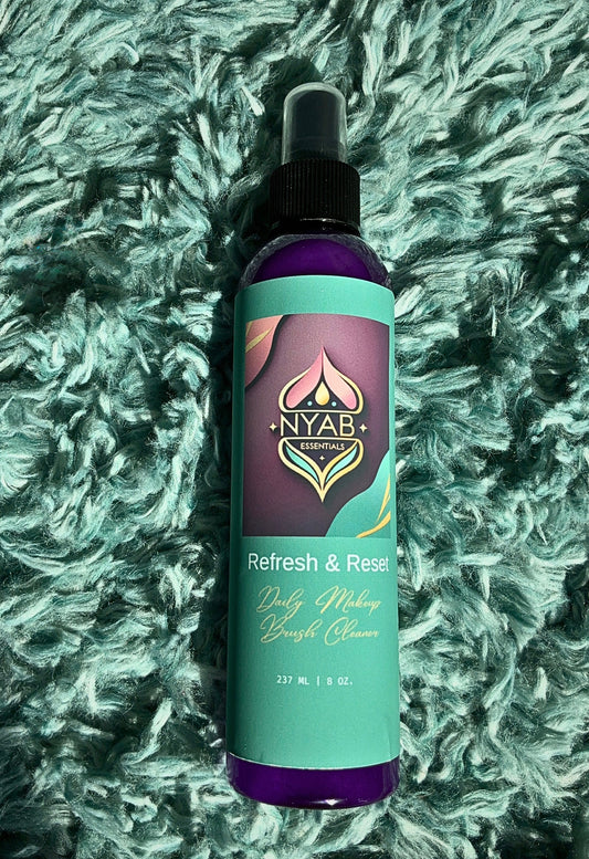 Refresh & Reset Daily Makeup Brush Cleaner